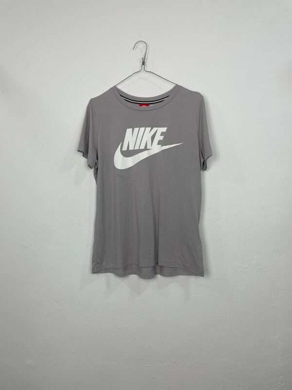 Camiseta Nike Logo Gris M