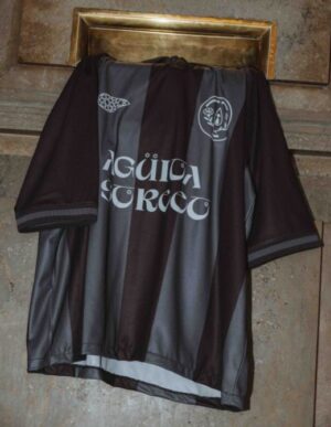 Camiseta Agüita Street CROP Futbol Negra