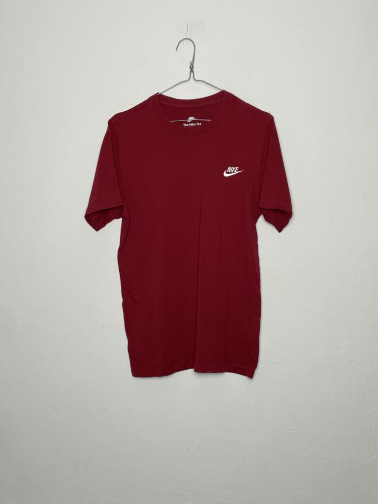 Camiseta Nike Basic Red XS