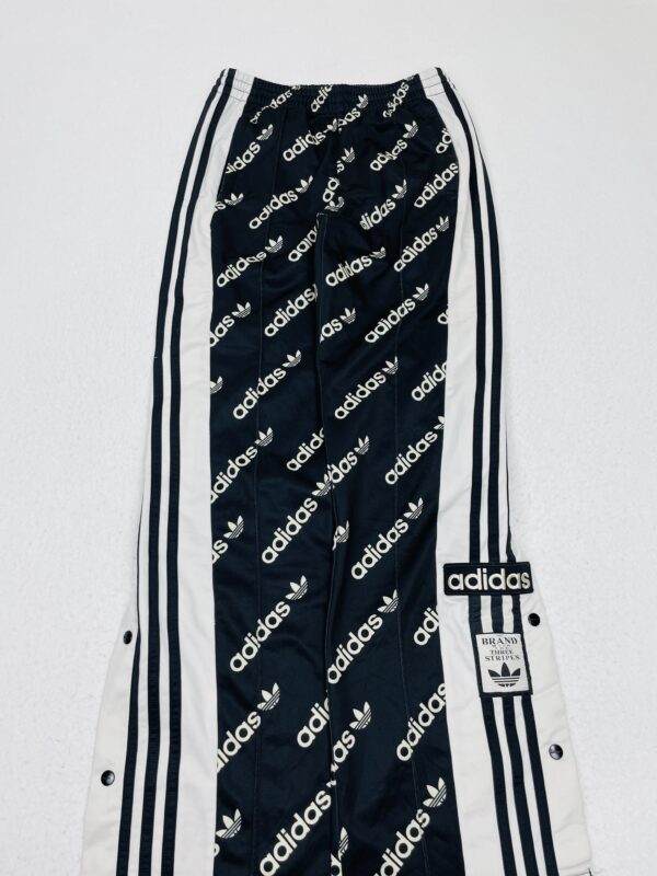 Pantalón Adidas Patch & Print S