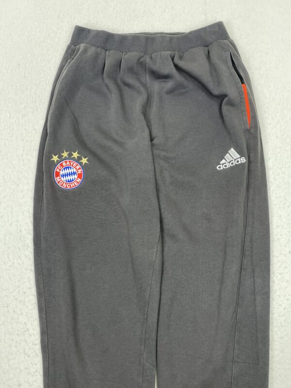 Pantalón Adidas Bayern Munich Grey & Red M