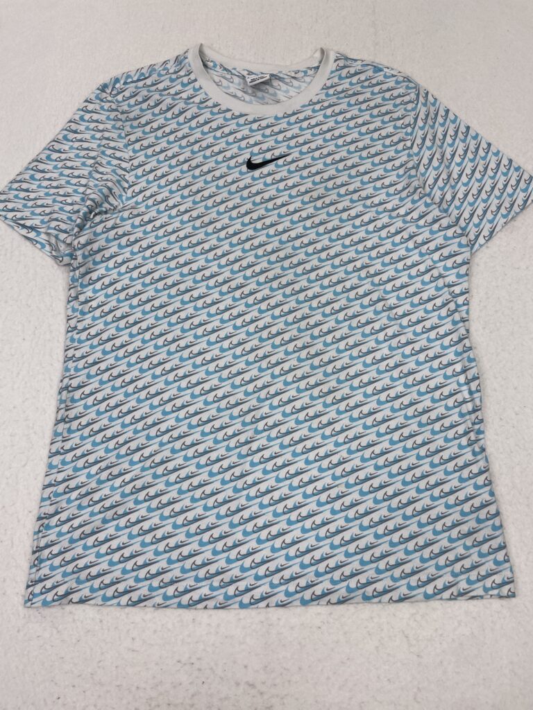 Camiseta Nike Swoosh Rain L