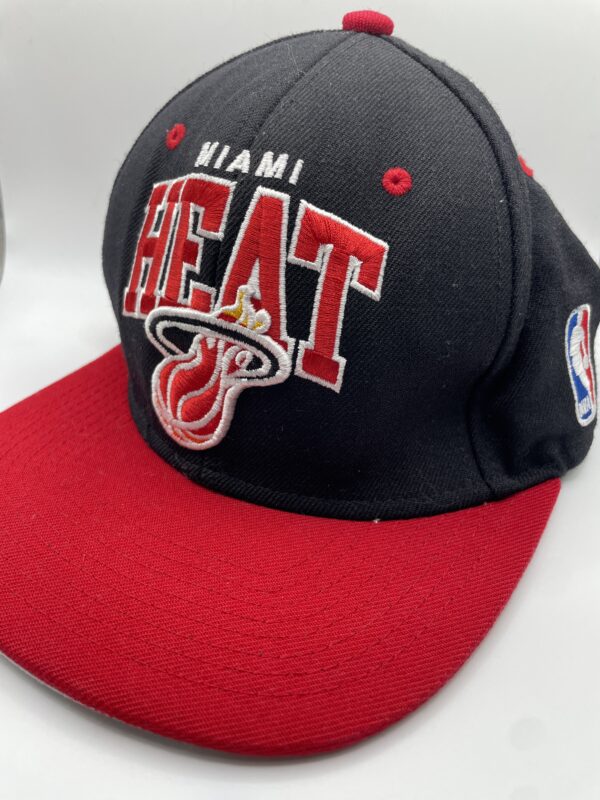 Gorra Snapback Miami Heat M&N