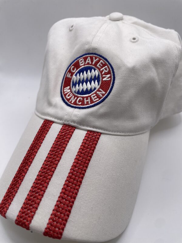 Gorra Strapback Bayern Munich White