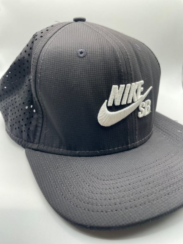 Gorra Snapback Nike SB Mesh U