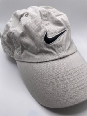 Gorra Strapback Nike Patch White U