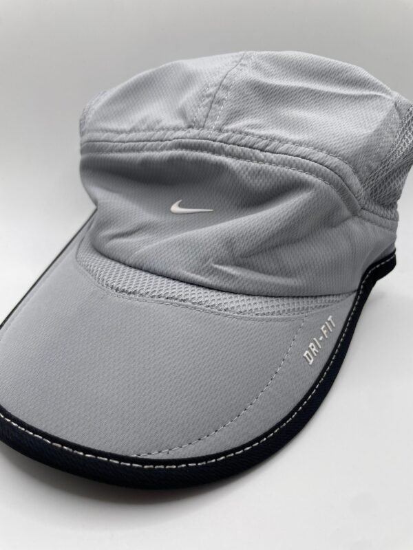 Gorra Velcro Nike 5pannel Grey U